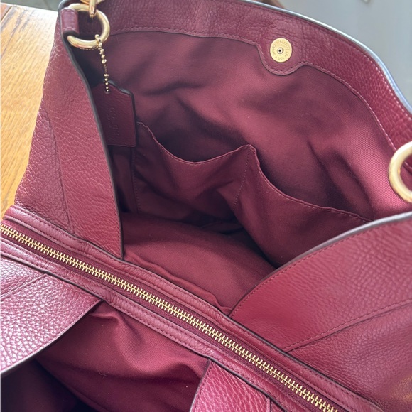 Coach Deep Burgundy Leather Shoulder Bag - Picture 4 of 5